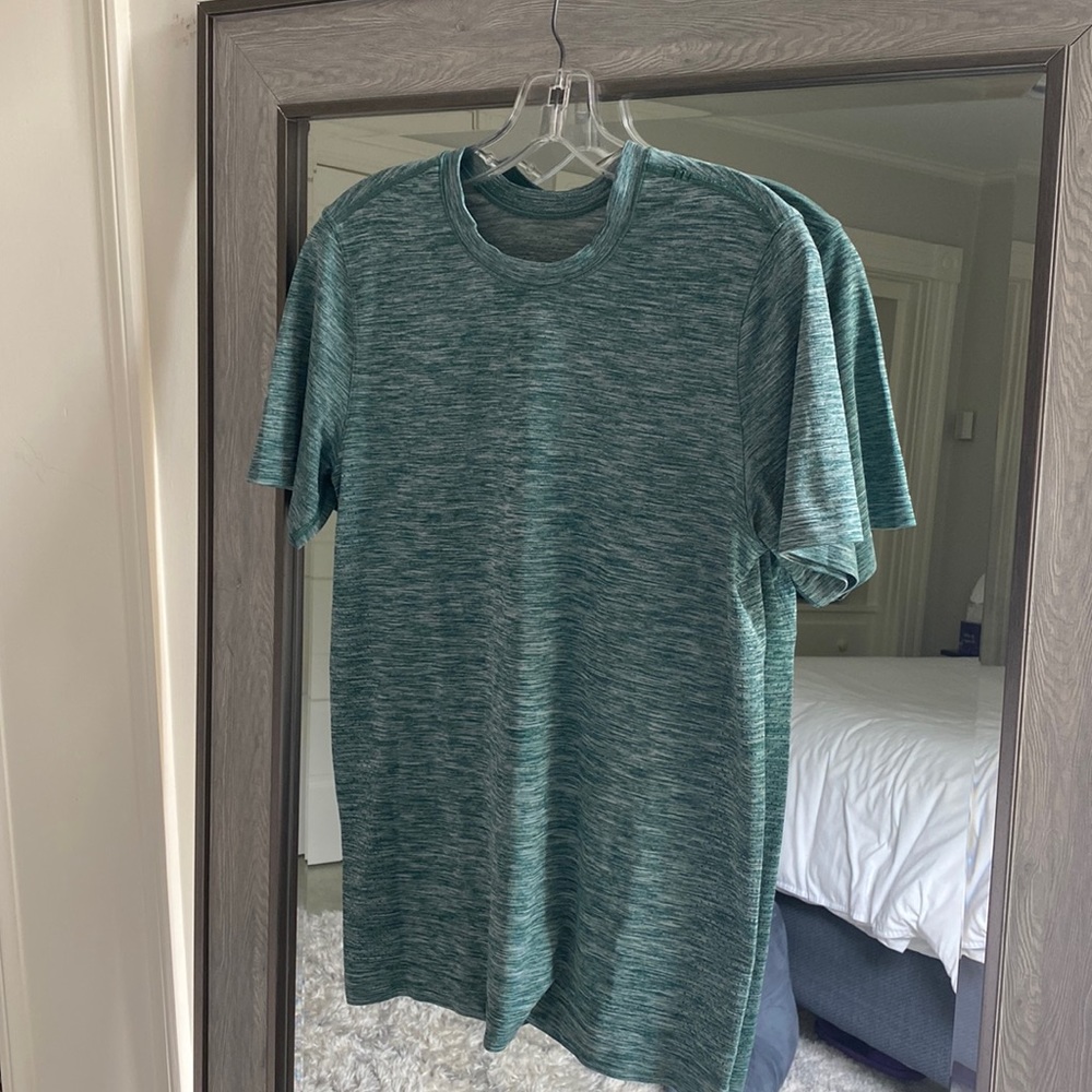 lululemon metal vent tech shirt